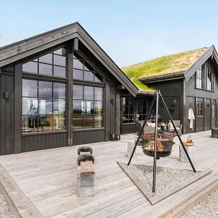 With Jacuzzi On * Lifjell