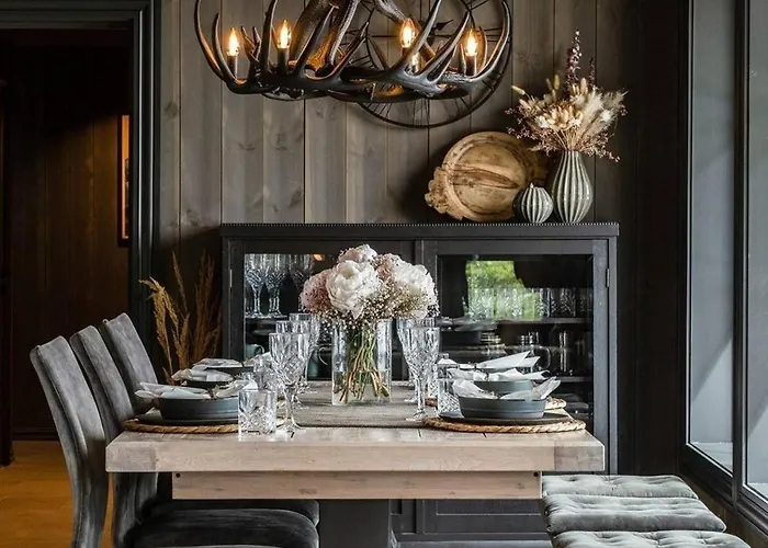 With Jacuzzi On Ferienhaus Lifjell