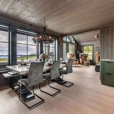 With Jacuzzi On Holiday home